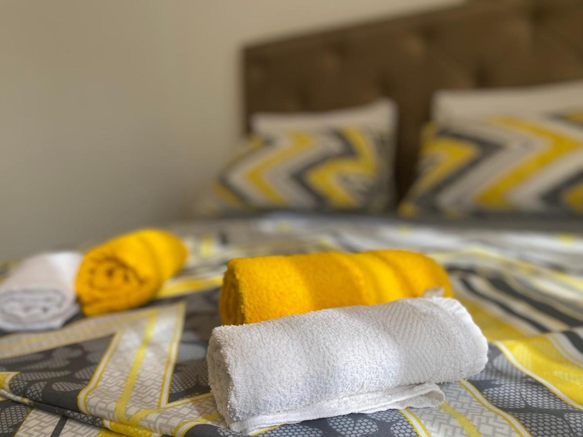 Vucinic Studio Apartment ツェティニェ エクステリア 写真
