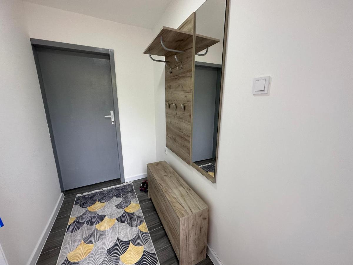 Vucinic Studio Apartment ツェティニェ エクステリア 写真